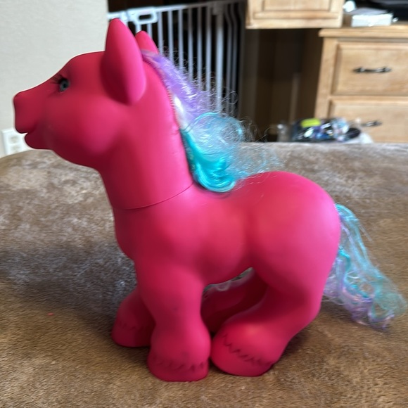 LARGE My little heart star My Little Pony w/lashes - Picture 2 of 9